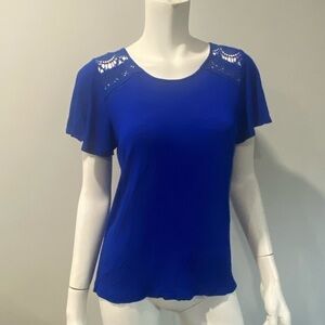Blue stretch top Lacey back and shoulders short sleeve